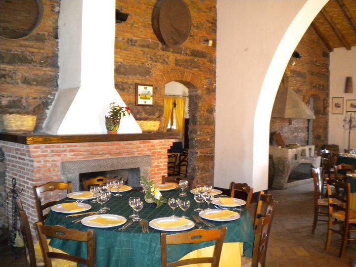 Вилла Il Casale Dell'Etna Патерно Экстерьер фото